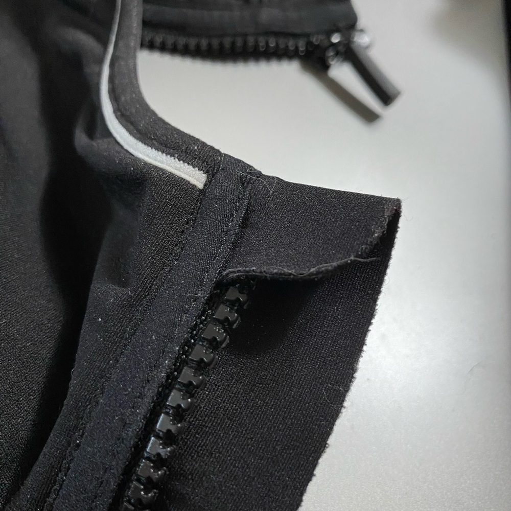 Exercise bra - Picture 2 of 5